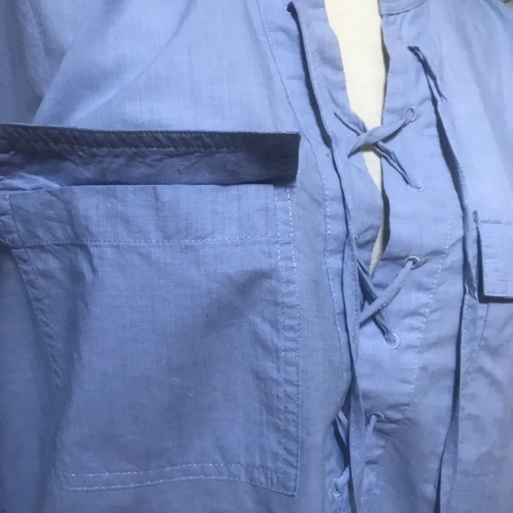 Madewell shirt. - Picture 4 of 9
